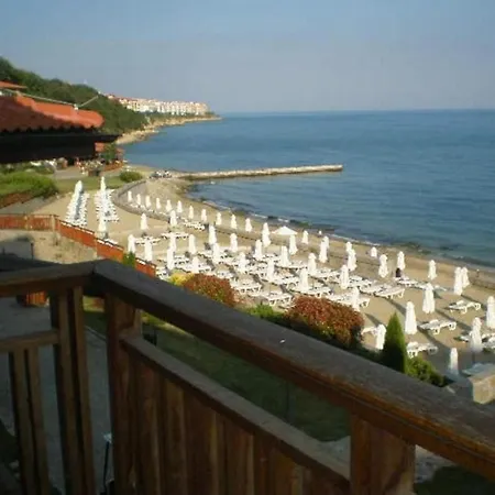 Paradise Place In The Garden Of Eden By The Apartamento Sveti Vlas