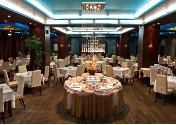 Paradise Place In The Garden Of Eden By The Apartament